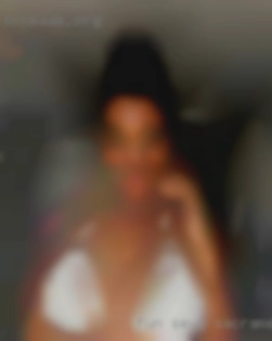 Fun, sexy couples in Sacramento, CA and/or females!