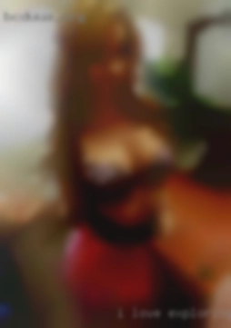 I love from NH exploring a woman's body.