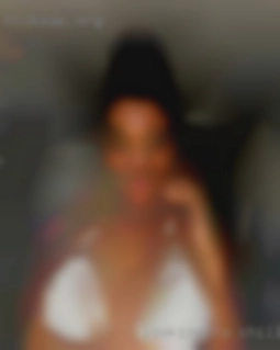 Looking to black women in Davisville chill with no expectations.
