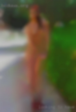 Looking to have some woman legs anal fuckers fun and experiment.